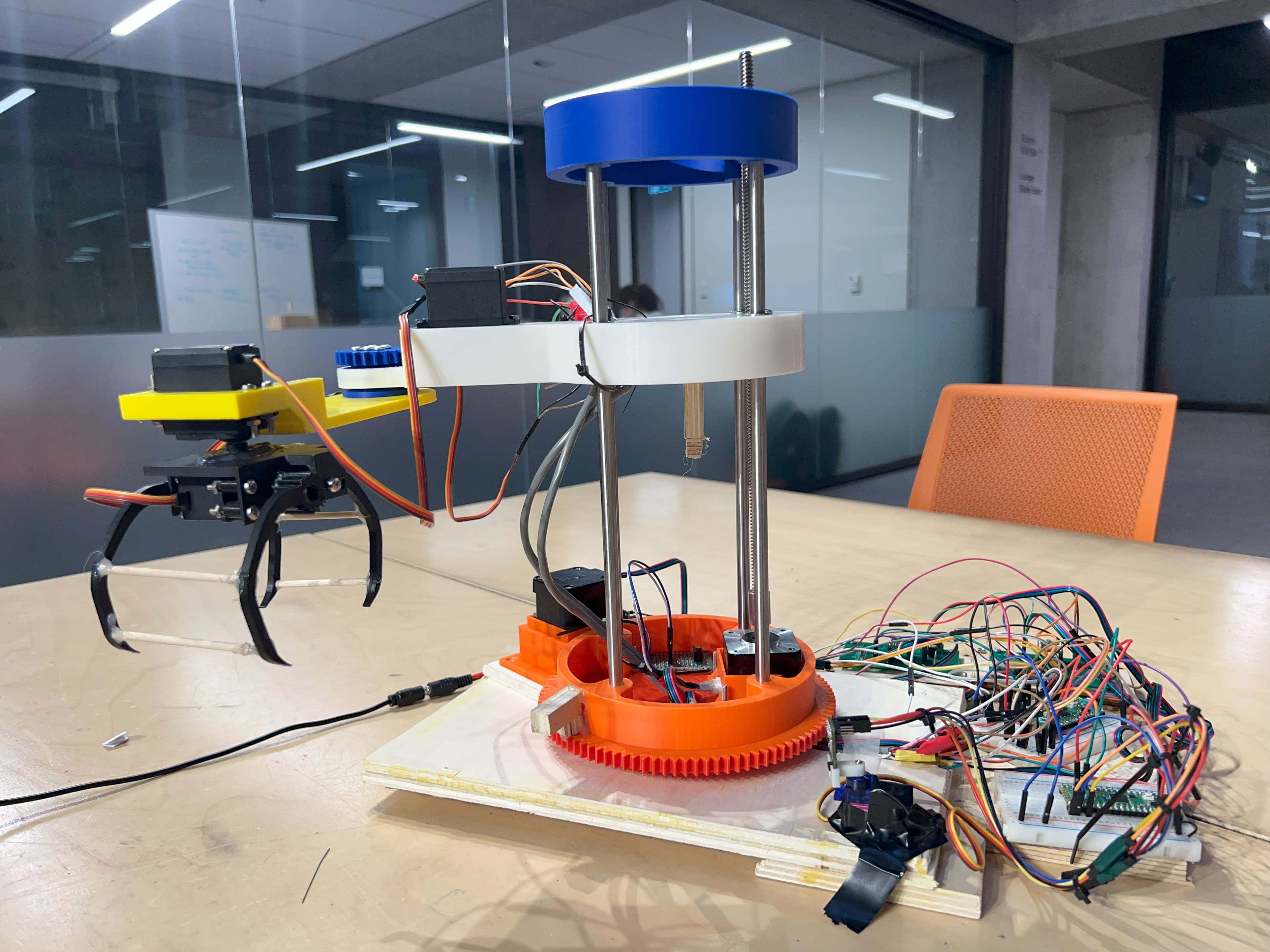 Branch E - Robotic Arm : Praxis III (ESC204) Final Project